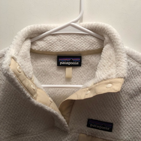 Patagonia Women’s Re-Tool Snap-T Fleece Pullover - Picture 2 of 4